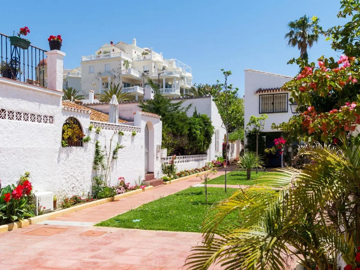 Apartment Avenida Del Pirata By Interhome Estepona