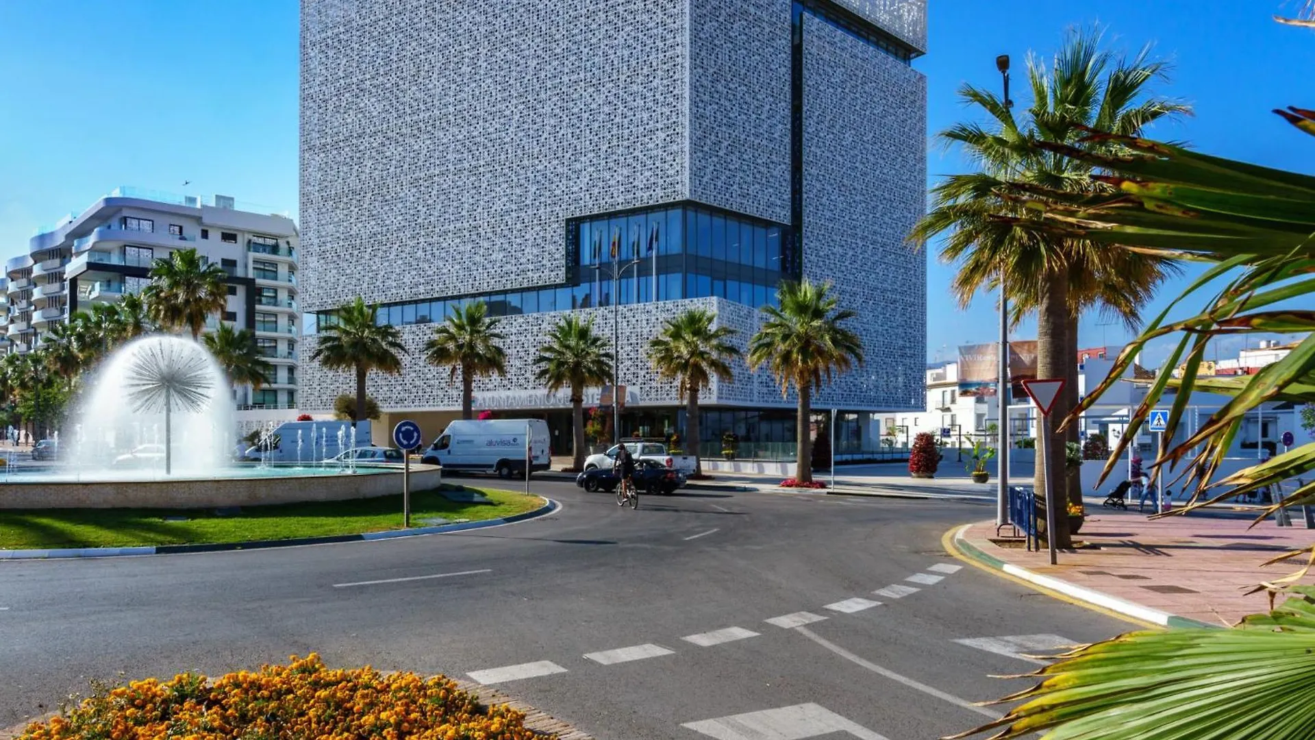 Apartment Avenida Del Pirata By Interhome Estepona